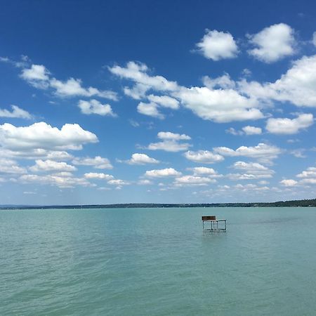 Residence At Lake Balaton Шіофок Екстер'єр фото
