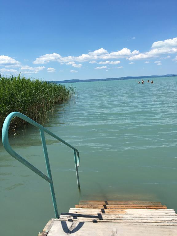 Residence At Lake Balaton Шіофок Екстер'єр фото